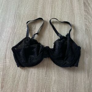 PREOWNED … APT. 9 “Black Lace” Underwire Bra